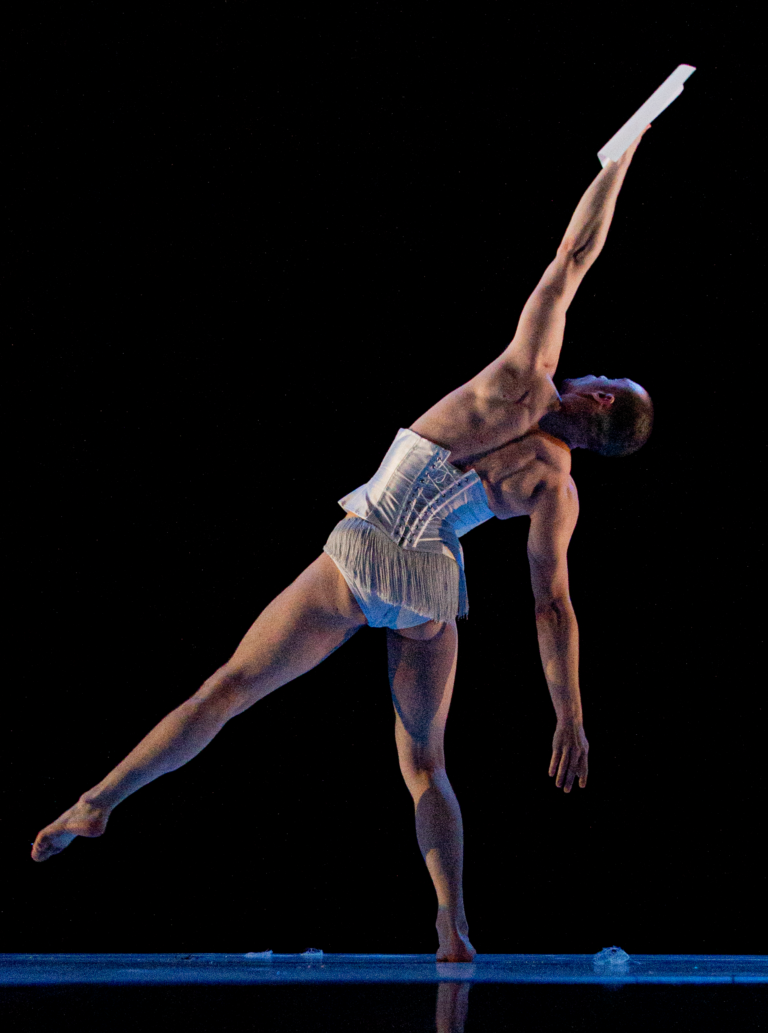 A4 comme Lafeuille ©Michel CAVALCA <span></span>